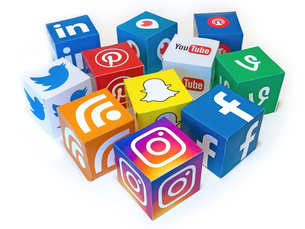 An Overview of SMM World social media services for Instagram and YouTube